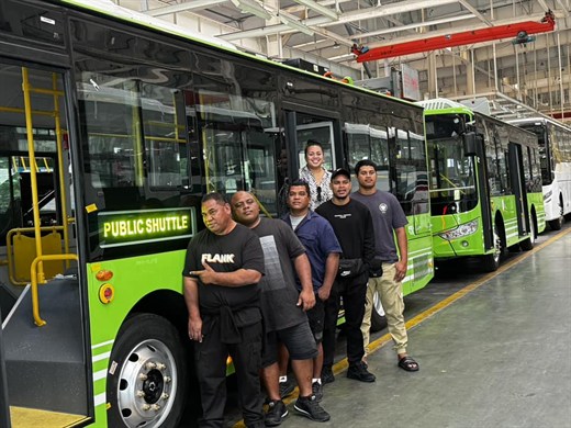 Nauru -smarten -e -bus -mechanics -training